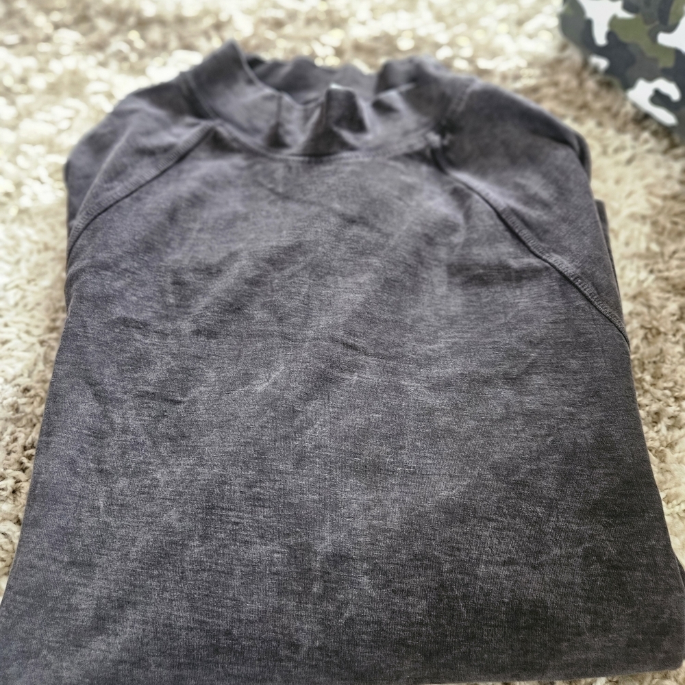 Free People Gray Long Sleeve Tee
